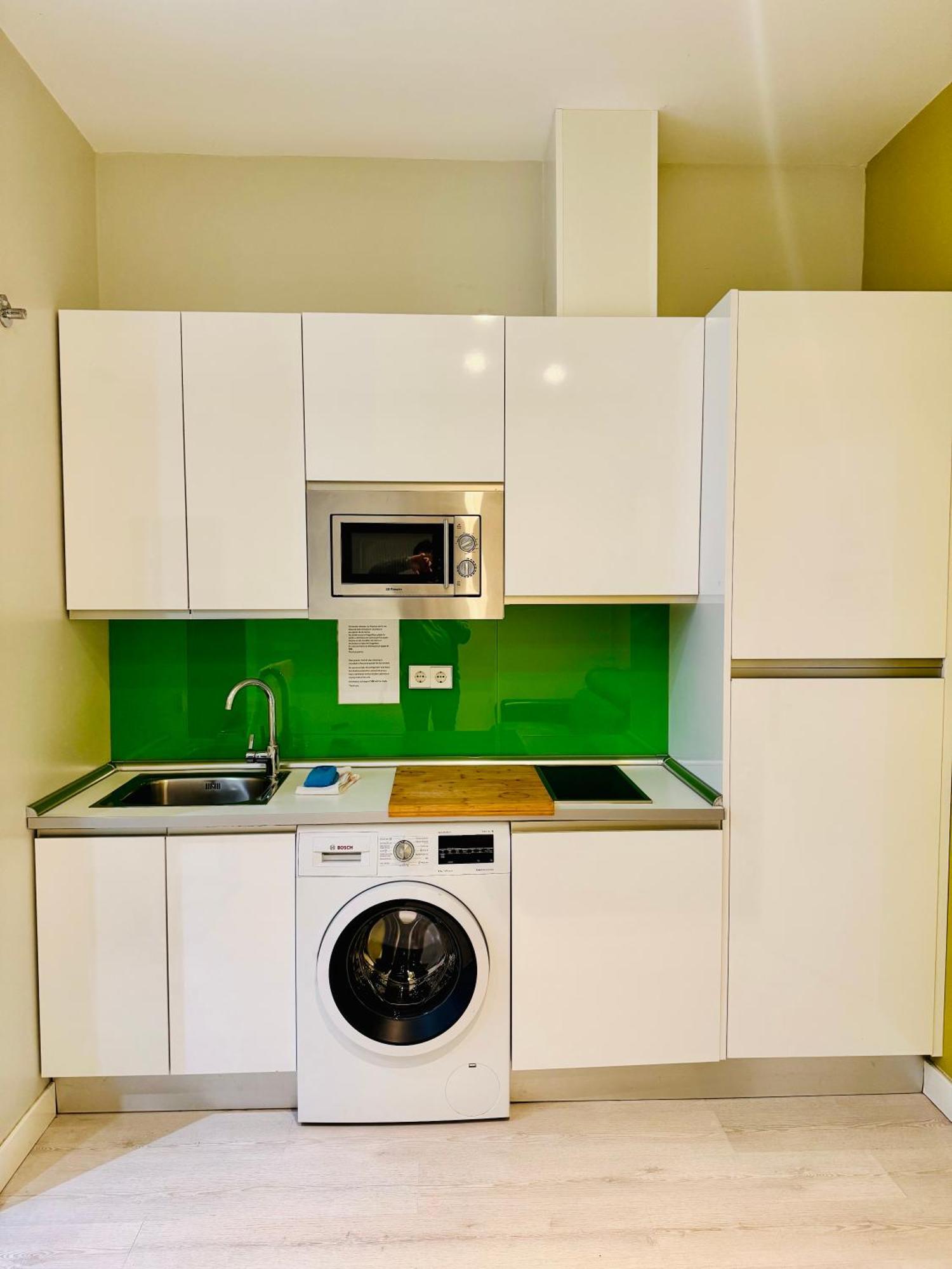 Apartamentos Apolo マドリード エクステリア 写真
